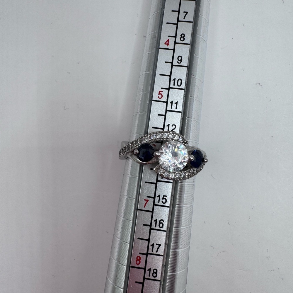 Ryze Party Elegant Sterling Silver and Sapphire Blue & White Frost Gemstone Ring